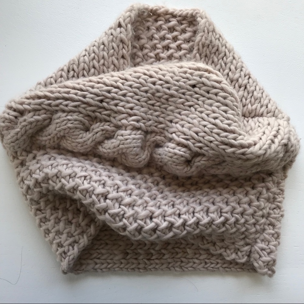 Shiraleah Oversized Chunky Knit Infinity Scarf